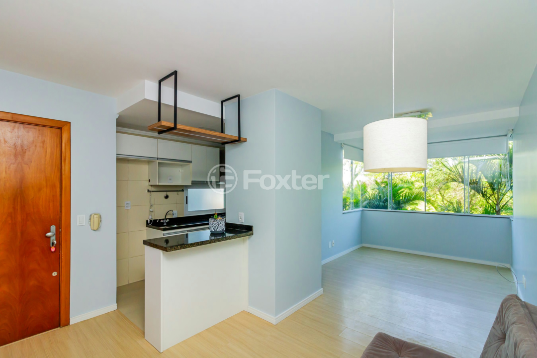 Apartamento à venda com 2 quartos, 61m² - Foto 1