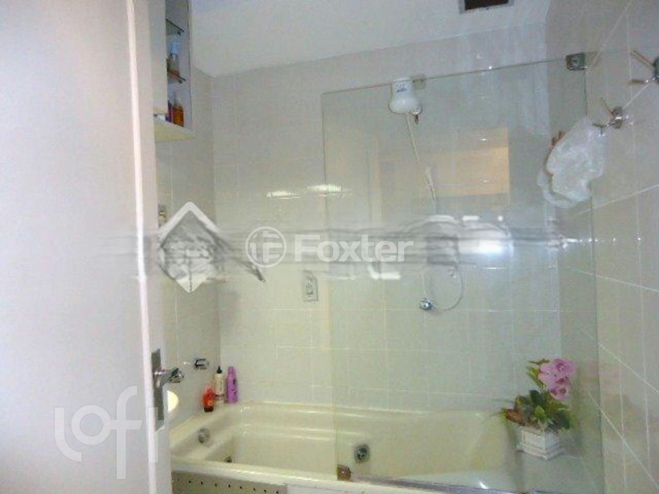 Apartamento à venda com 3 quartos, 124m² - Foto 9