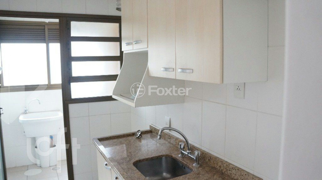 Apartamento à venda com 2 quartos, 70m² - Foto 11