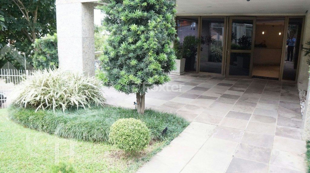 Apartamento à venda com 2 quartos, 70m² - Foto 17