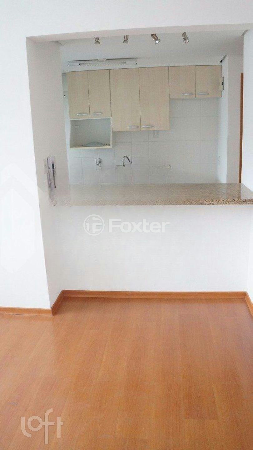 Apartamento à venda com 2 quartos, 70m² - Foto 7