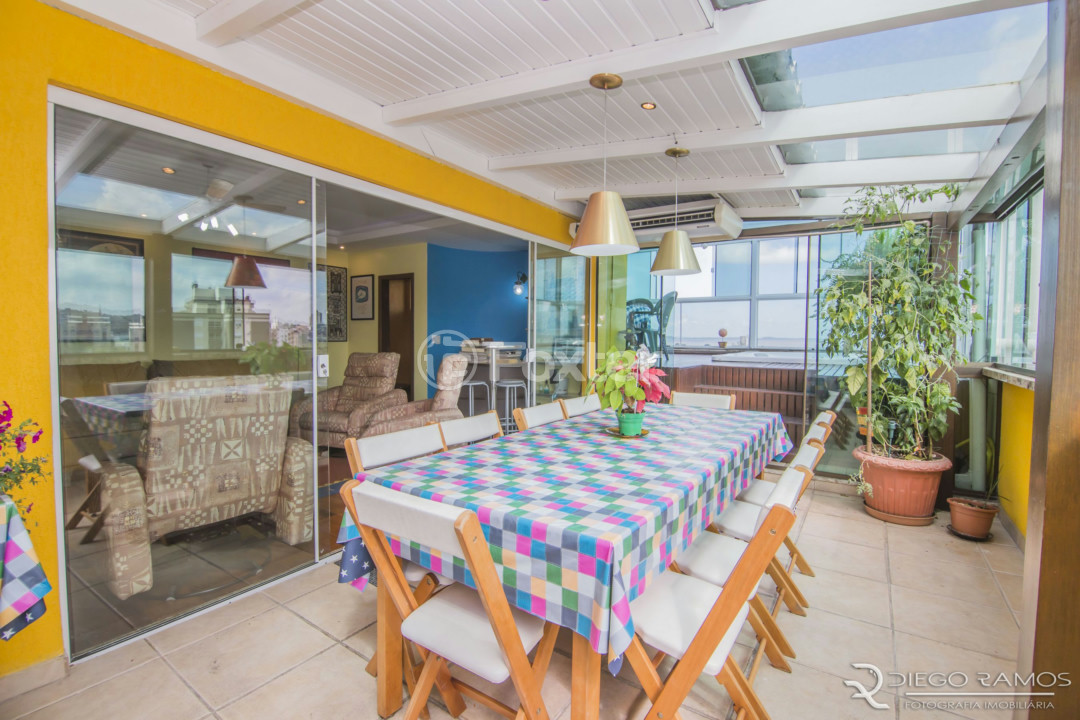 Cobertura à venda com 2 quartos, 250m² - Foto 10