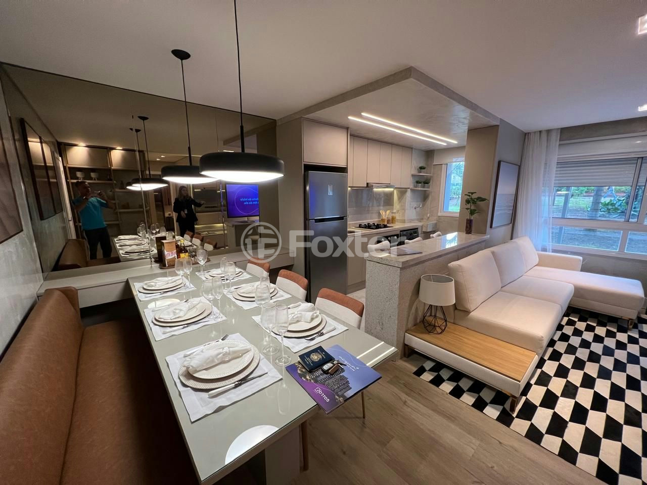 Apartamento à venda com 2 quartos, 56m² - Foto 1