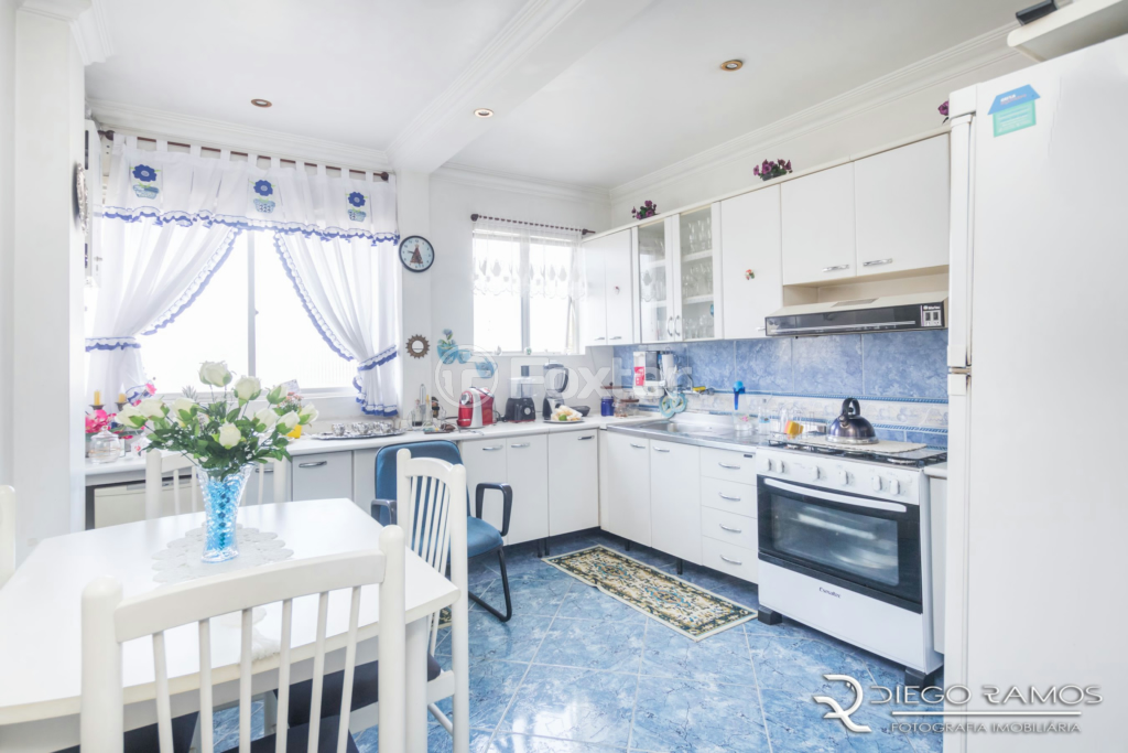 Cobertura à venda com 2 quartos, 140m² - Foto 11
