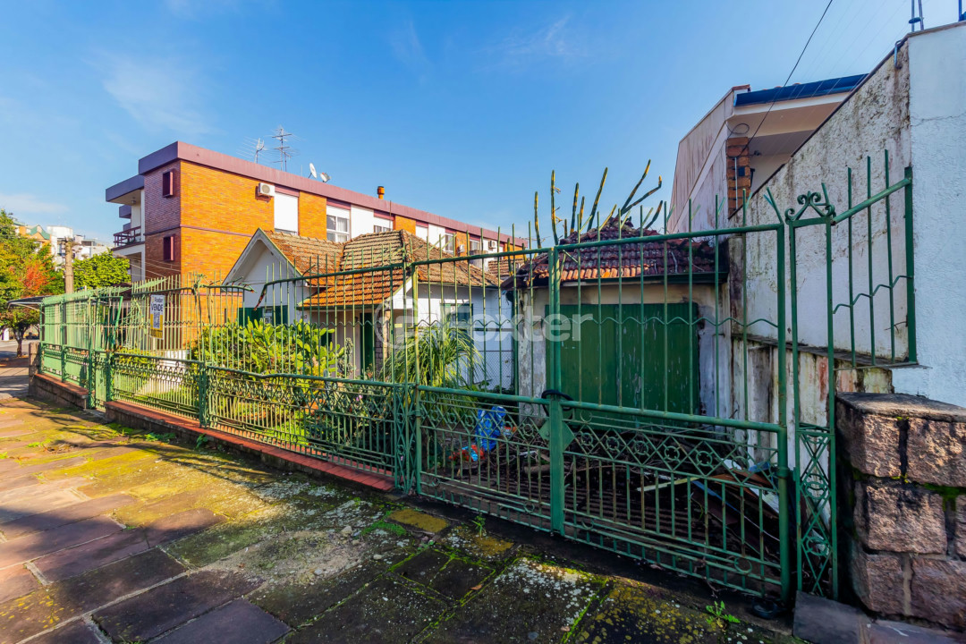 Casa à venda com 4 quartos, 149m² - Foto 3