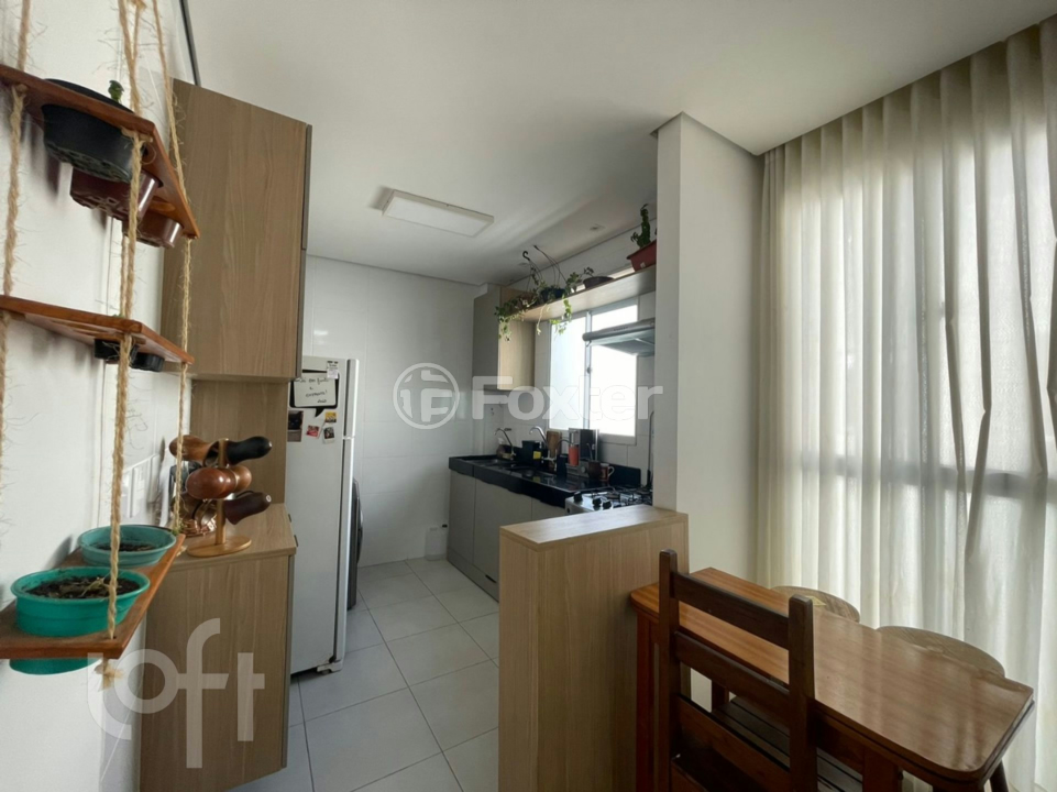 Apartamento à venda com 2 quartos, 40m² - Foto 3