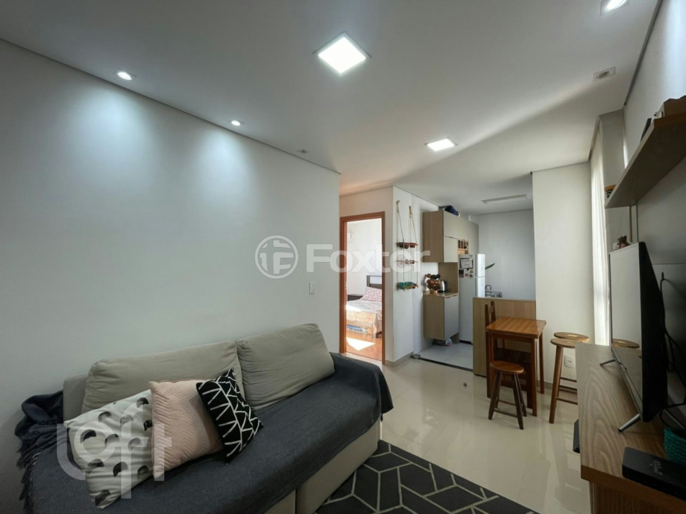 Apartamento à venda com 2 quartos, 40m² - Foto 20
