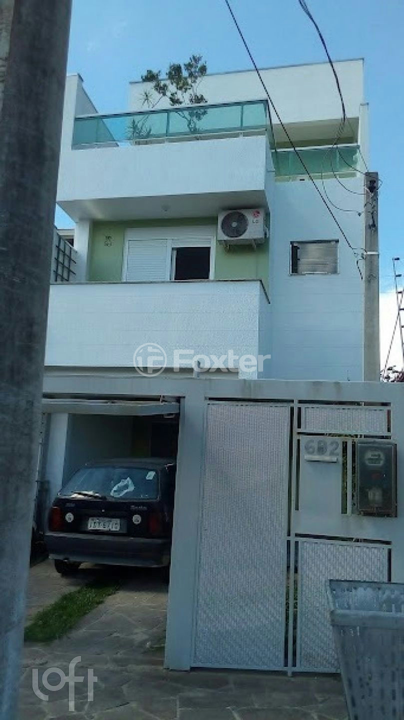 Casa à venda com 3 quartos, 158m² - Foto 2