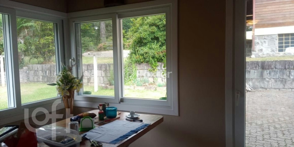 Casa à venda com 4 quartos, 250m² - Foto 6