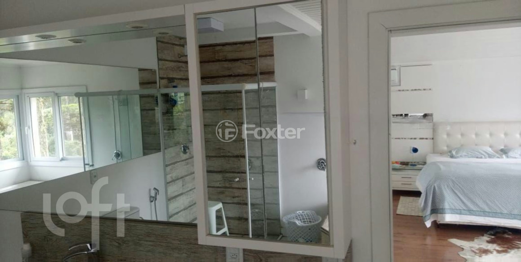 Casa à venda com 4 quartos, 250m² - Foto 3