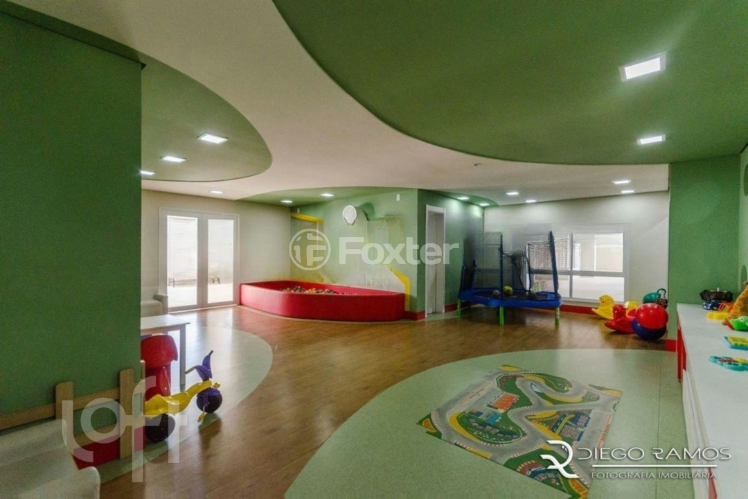 Apartamento à venda com 2 quartos, 67m² - Foto 35