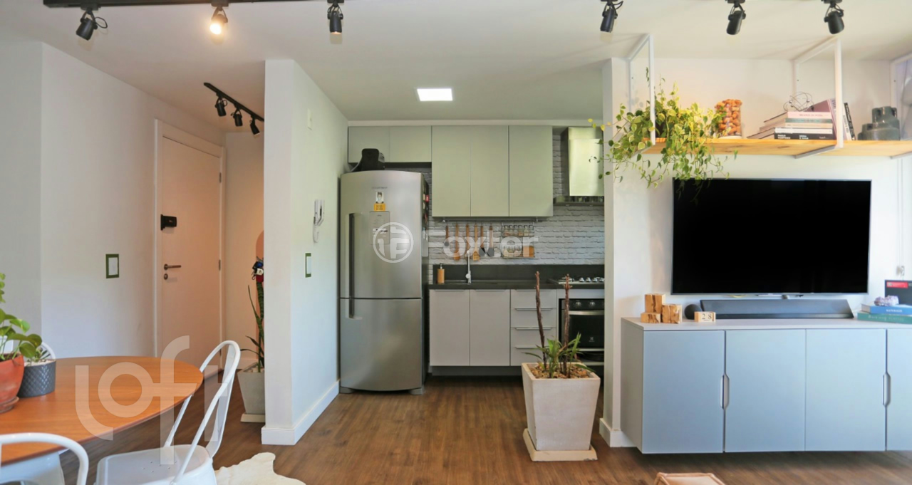 Apartamento à venda com 2 quartos, 67m² - Foto 12