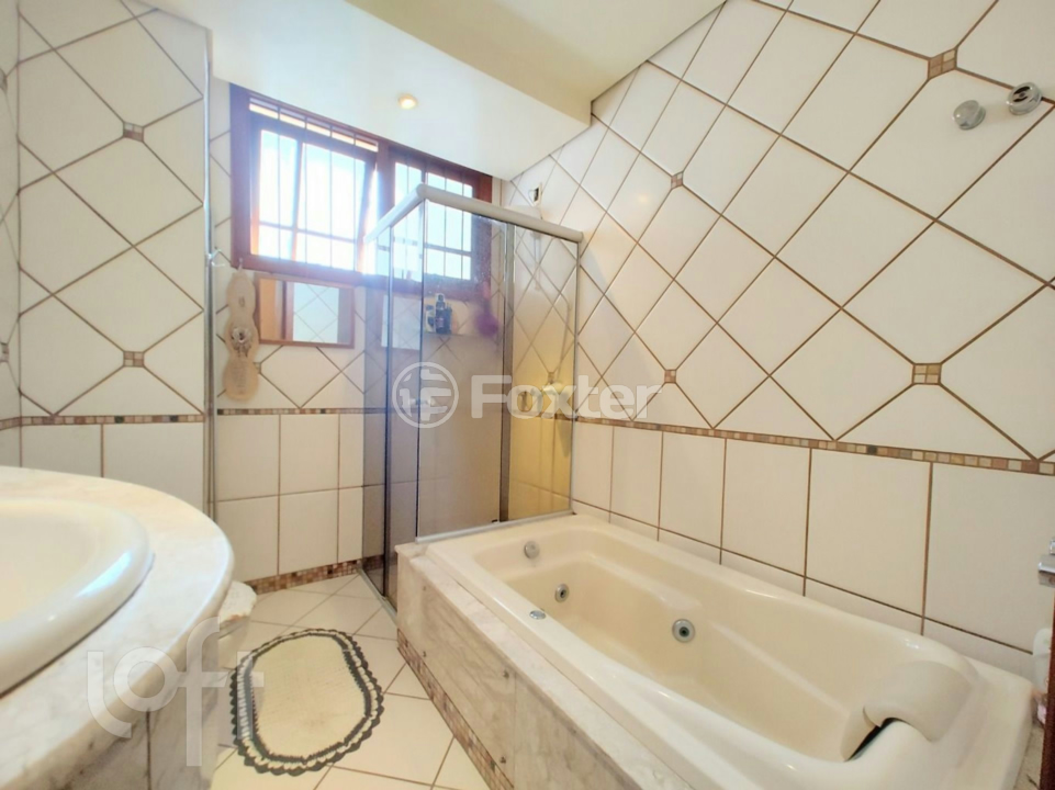 Casa à venda com 4 quartos, 334m² - Foto 12
