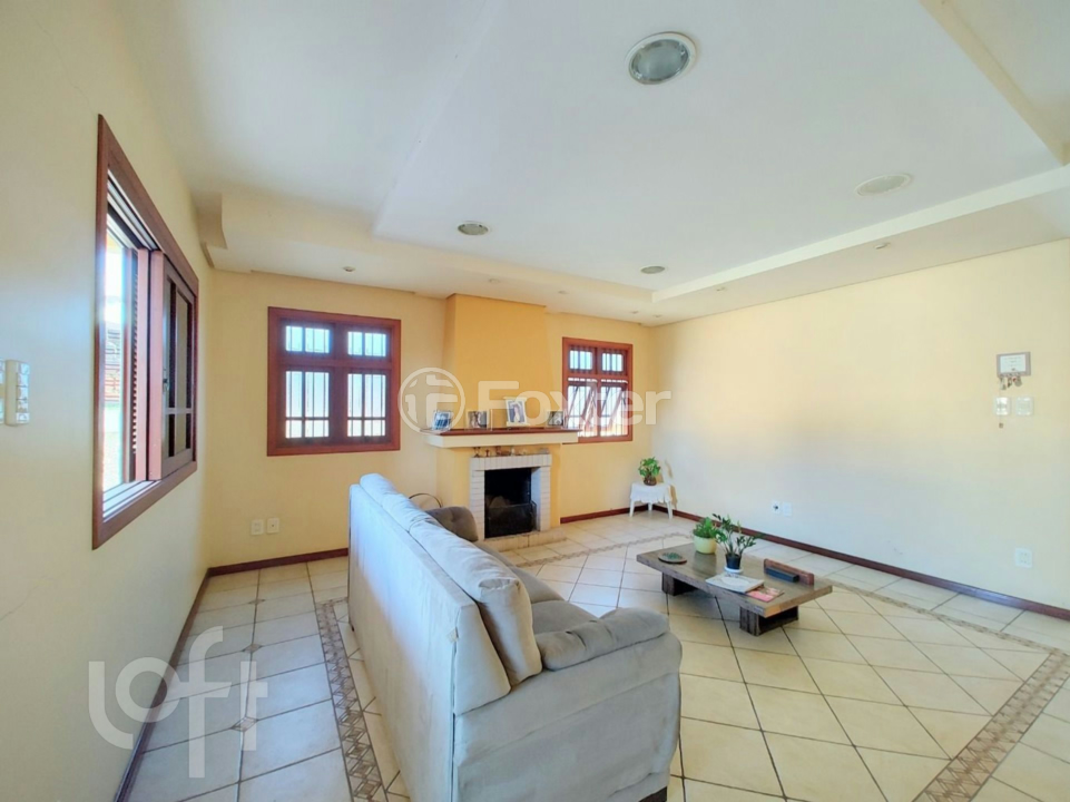 Casa à venda com 4 quartos, 334m² - Foto 3