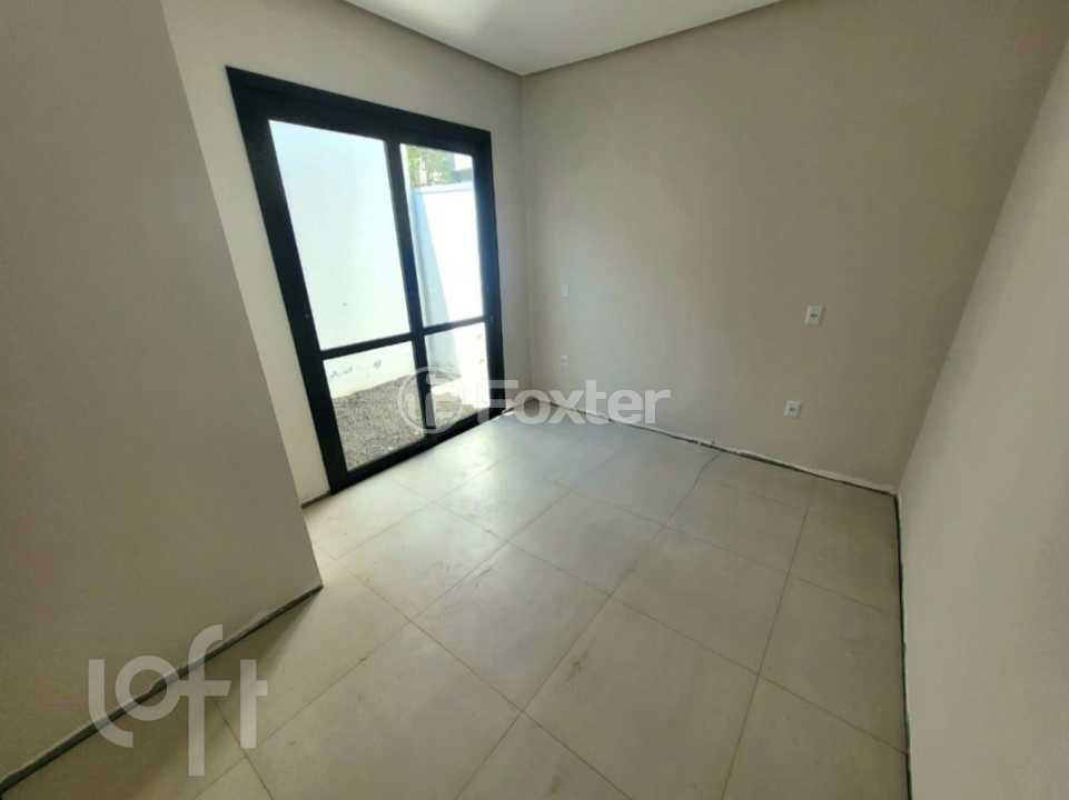 Casa à venda com 3 quartos, 68m² - Foto 13