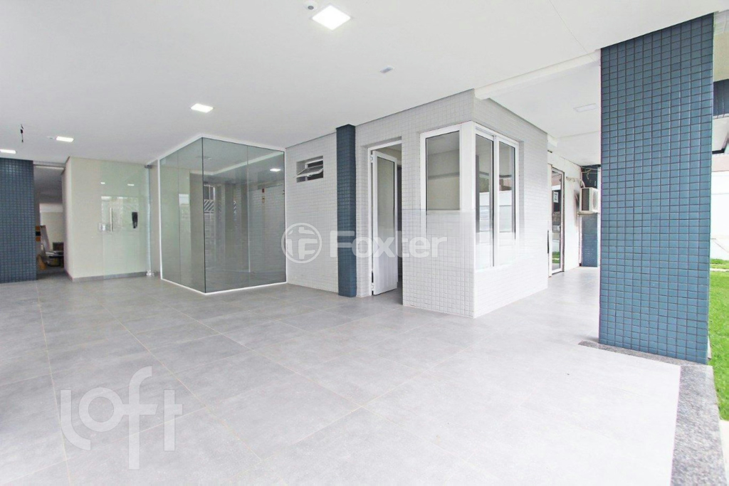 Apartamento à venda com 2 quartos, 62m² - Foto 2