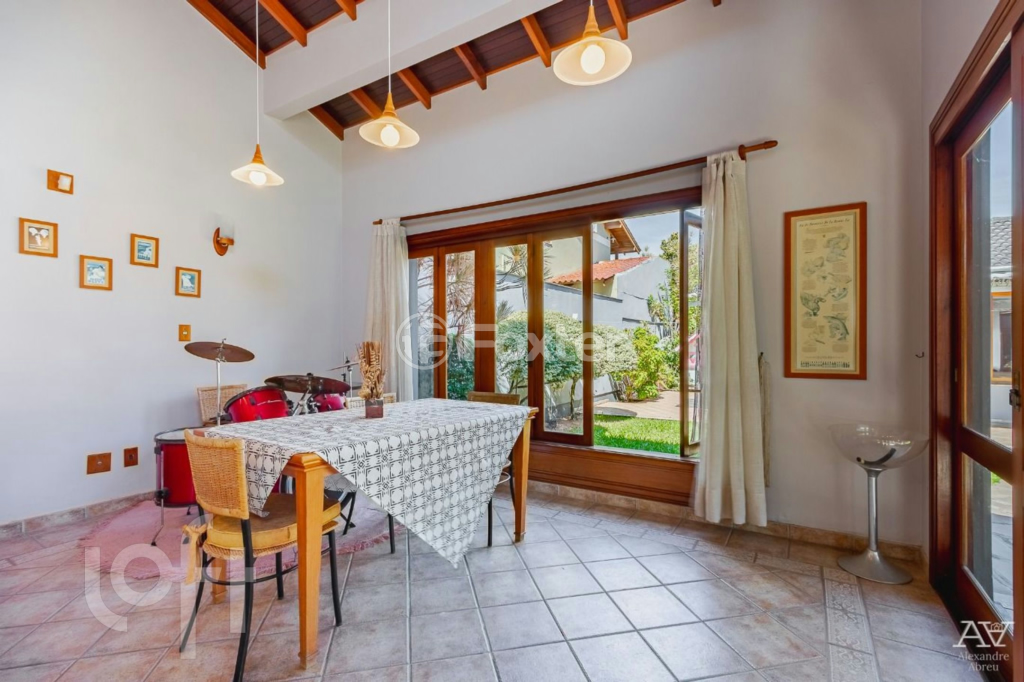 Casa à venda com 3 quartos, 274m² - Foto 35