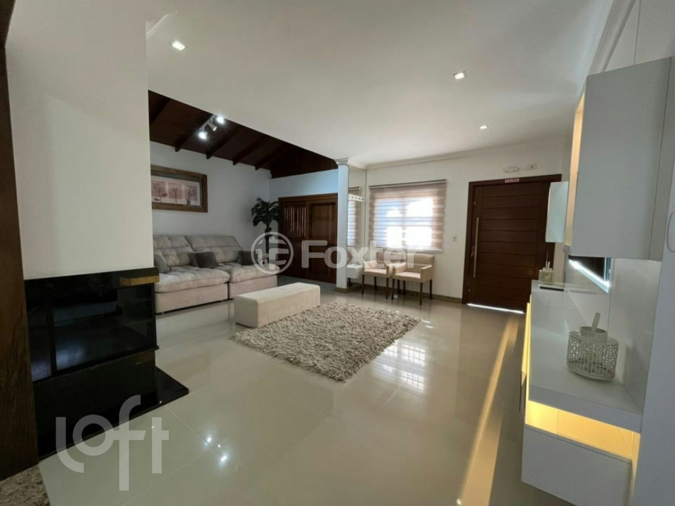 Casa à venda com 4 quartos, 180m² - Foto 2