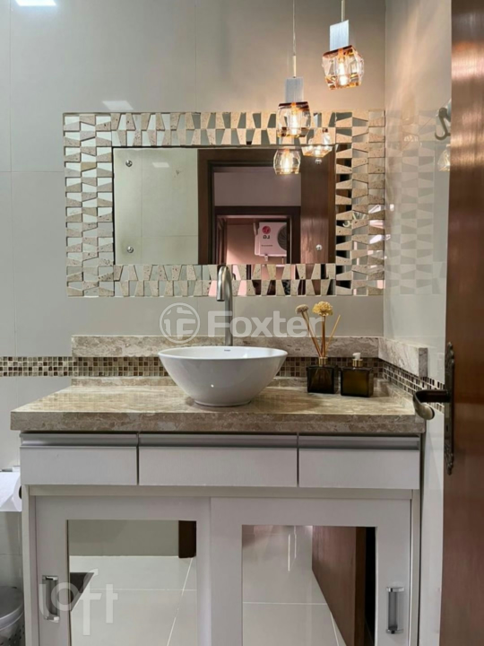 Casa à venda com 4 quartos, 180m² - Foto 14