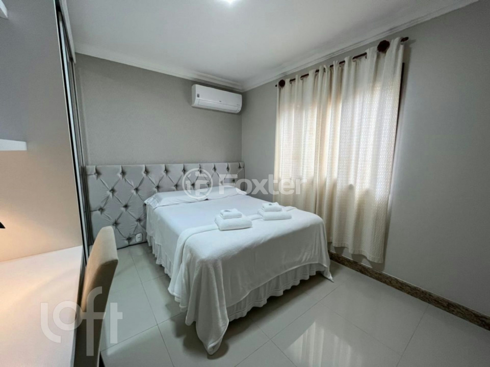 Casa à venda com 4 quartos, 180m² - Foto 10