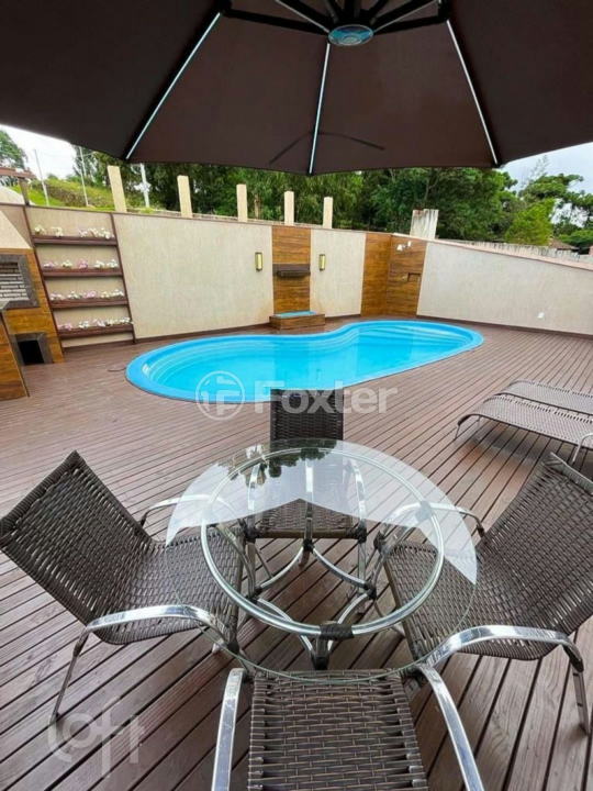 Casa à venda com 4 quartos, 180m² - Foto 3