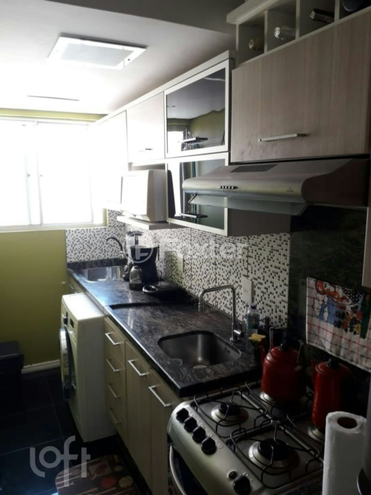 Apartamento à venda com 2 quartos, 42m² - Foto 13