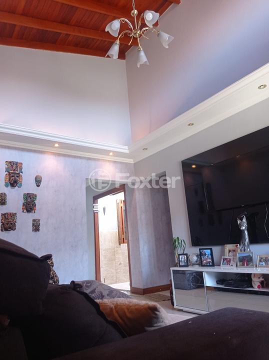 Casa de Condomínio à venda com 3 quartos, 170m² - Foto 2