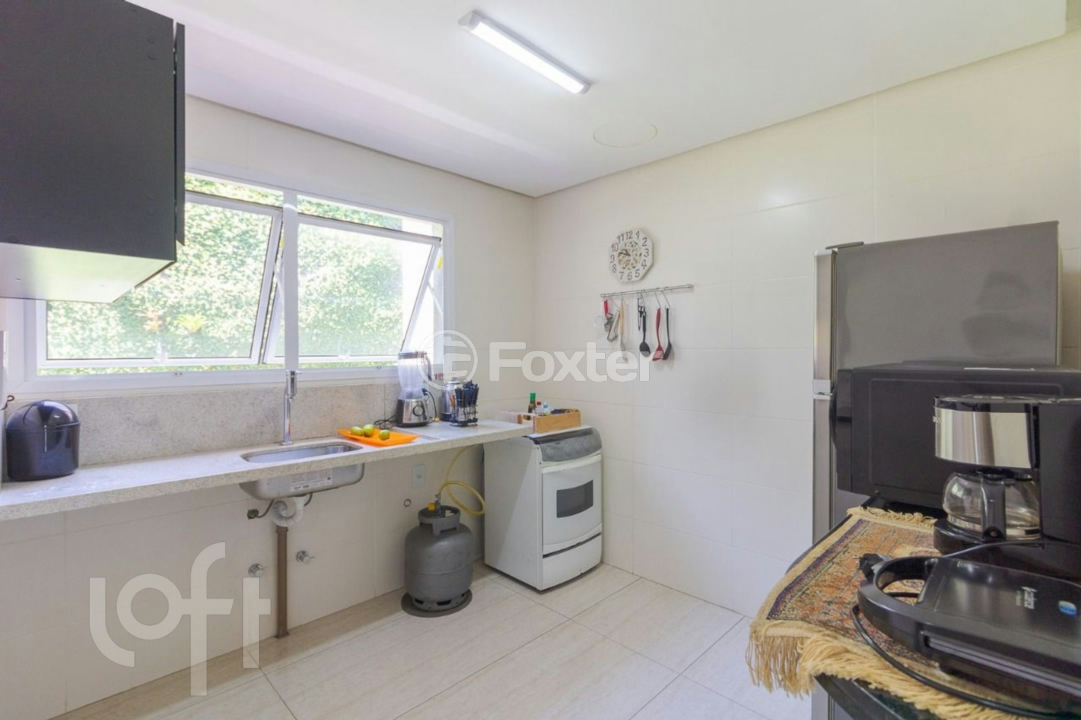 Casa de Condomínio à venda com 3 quartos, 250m² - Foto 20