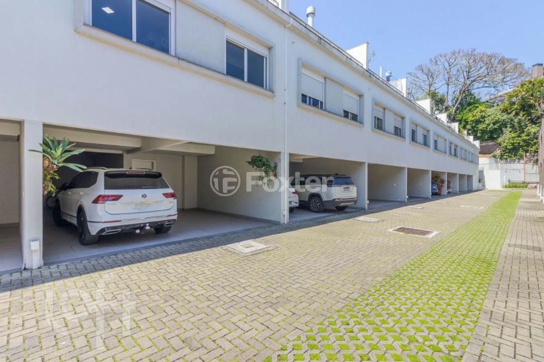 Casa de Condomínio à venda com 3 quartos, 250m² - Foto 44