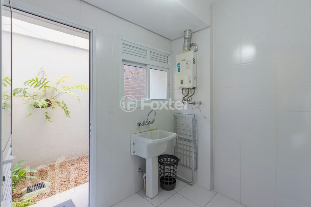 Casa de Condomínio à venda com 3 quartos, 250m² - Foto 40