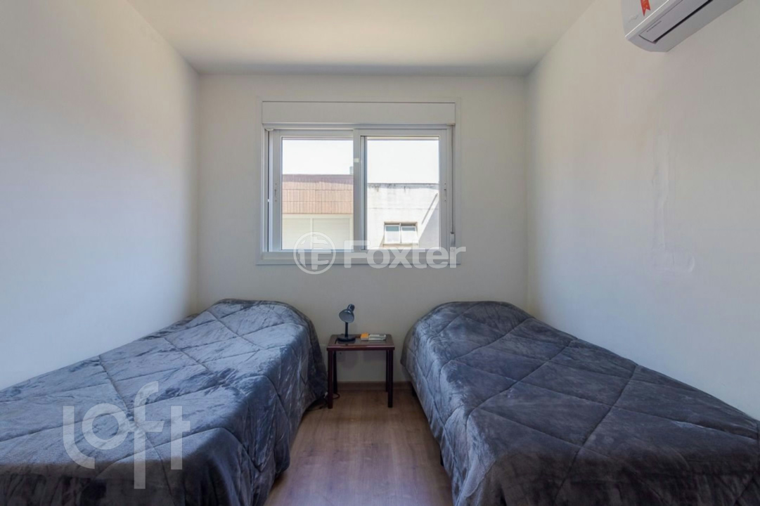 Casa de Condomínio à venda com 3 quartos, 250m² - Foto 28