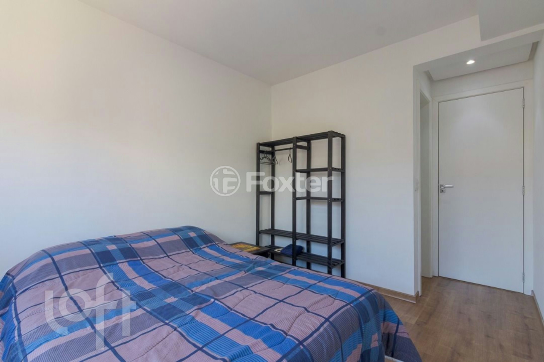 Casa de Condomínio à venda com 3 quartos, 250m² - Foto 33