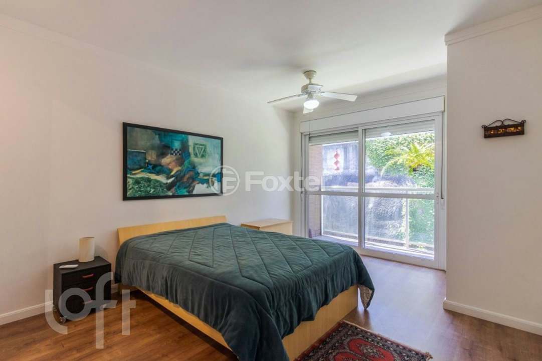 Casa de Condomínio à venda com 3 quartos, 250m² - Foto 13