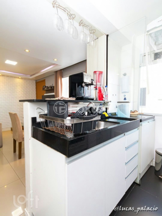 Apartamento à venda com 2 quartos, 41m² - Foto 7