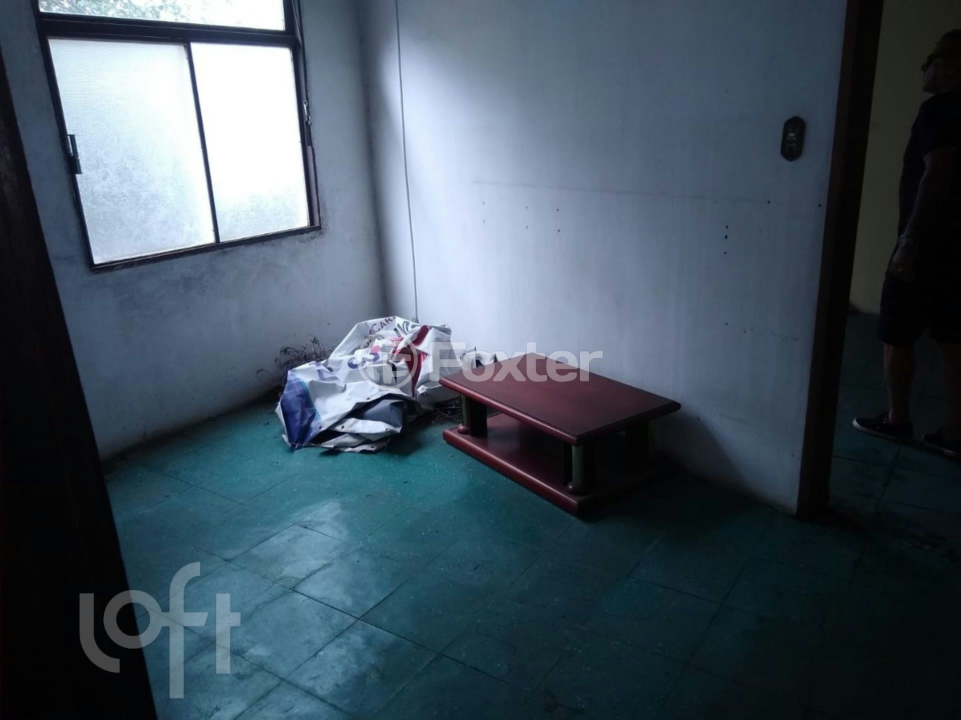 Casa à venda com 1 quarto, 120m² - Foto 2