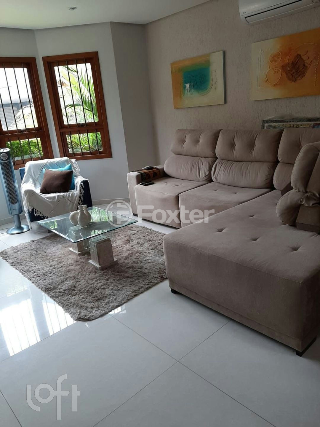 Casa de Condomínio à venda com 3 quartos, 200m² - Foto 2