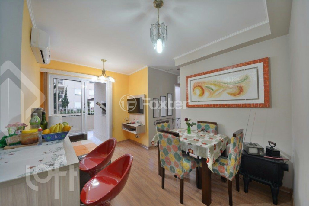 Apartamento à venda com 2 quartos, 73m² - Foto 1