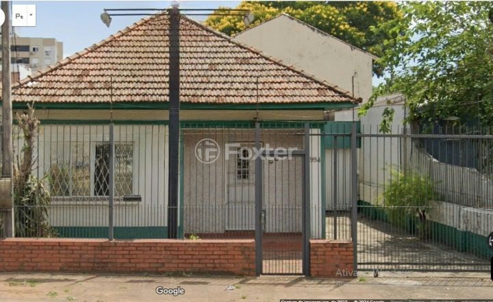 Casa à venda com 3 quartos, 196m² - Foto 1