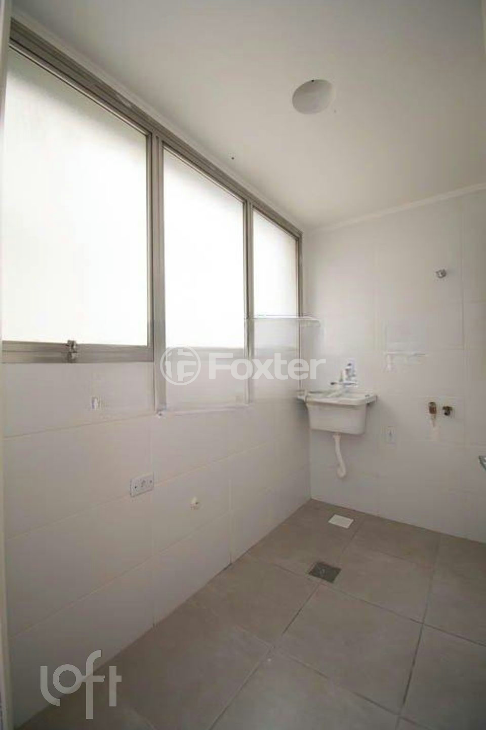 Apartamento à venda com 2 quartos, 75m² - Foto 21