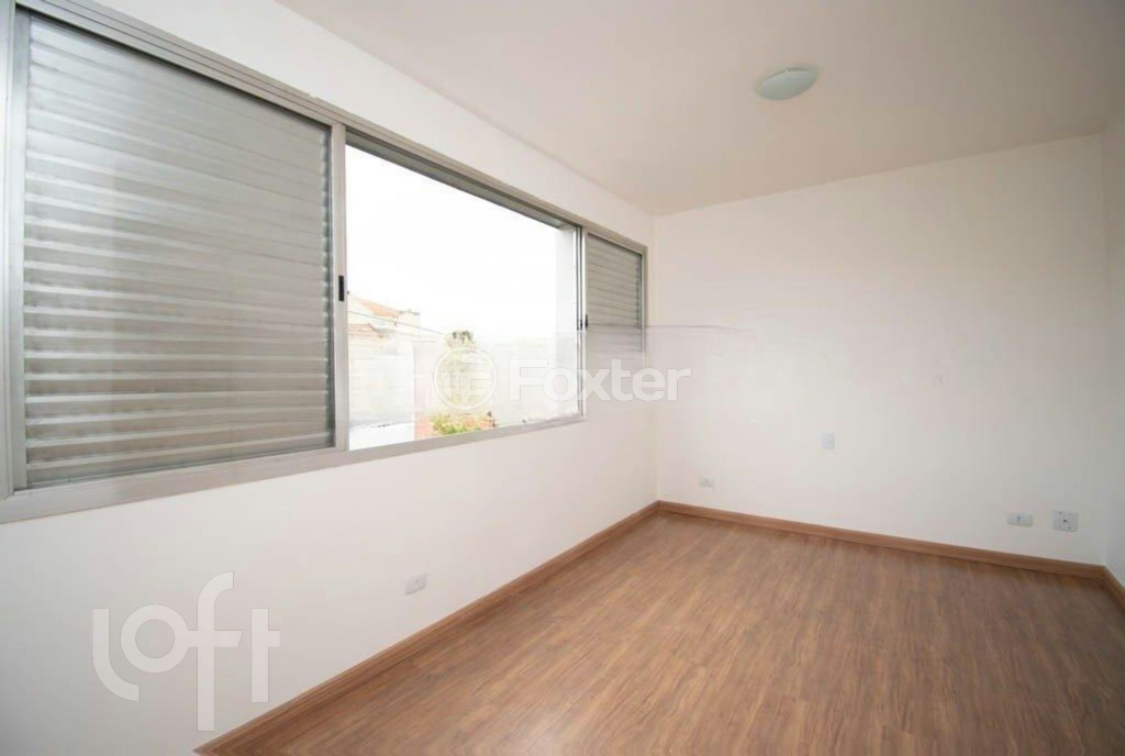 Apartamento à venda com 2 quartos, 75m² - Foto 2