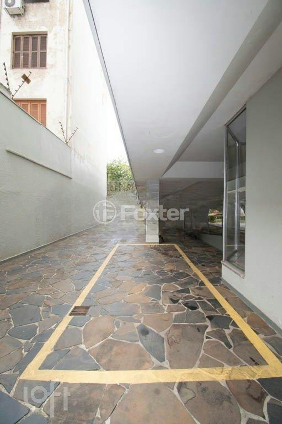 Apartamento à venda com 2 quartos, 75m² - Foto 24
