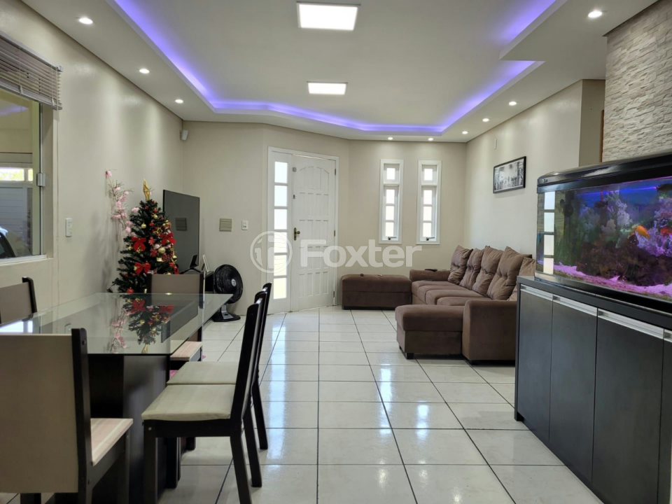 Casa à venda com 2 quartos, 118m² - Foto 1