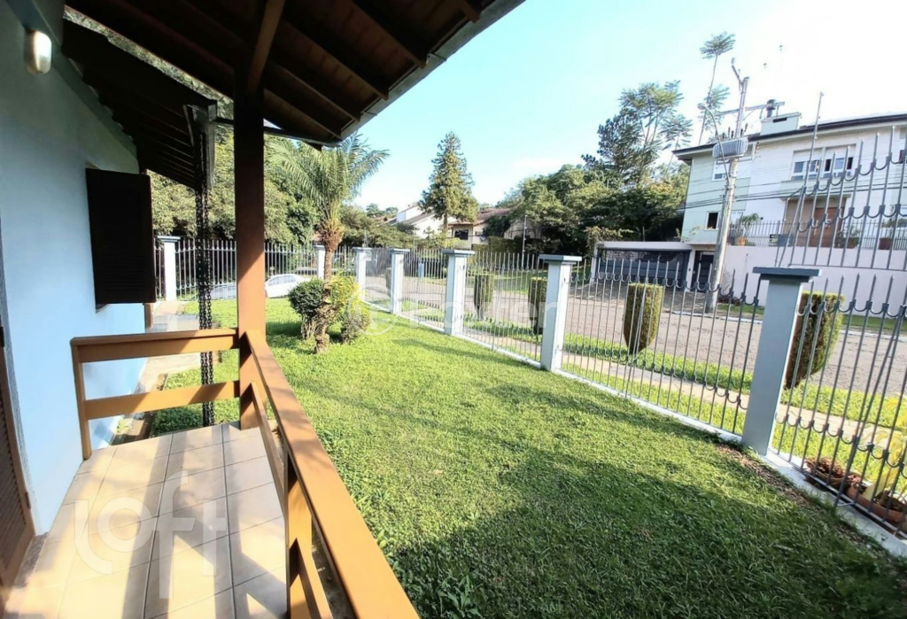 Casa à venda com 3 quartos, 201m² - Foto 27