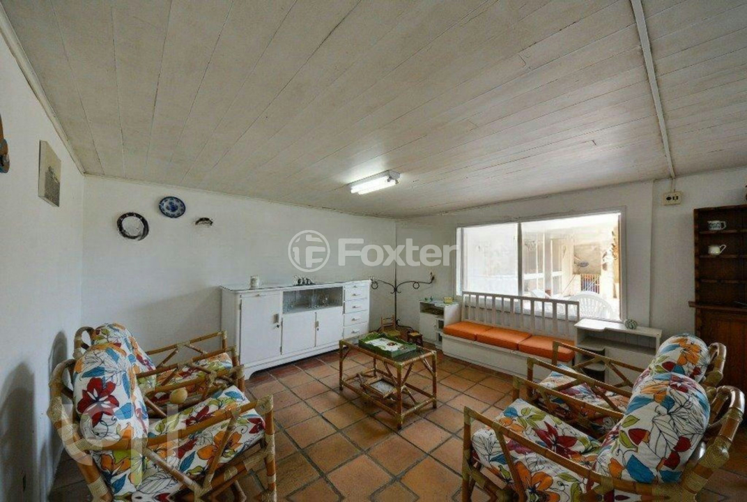 Casa à venda com 3 quartos, 350m² - Foto 4