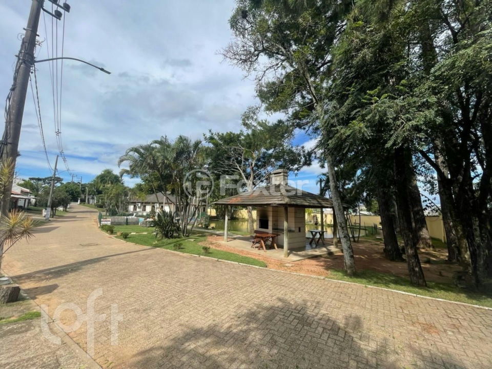 Casa à venda com 2 quartos, 50m² - Foto 5