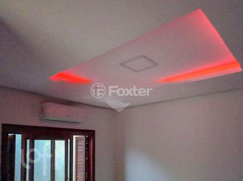 Casa à venda com 2 quartos, 88m² - Foto 7