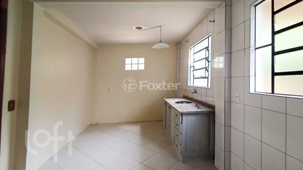 Casa à venda com 2 quartos, 95m² - Foto 8
