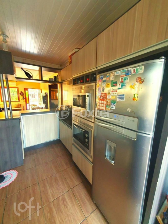 Casa à venda com 3 quartos, 200m² - Foto 3