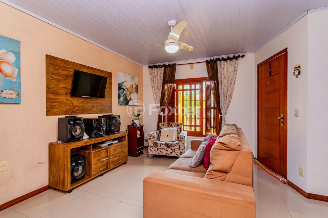 Casa à venda com 3 quartos, 103m² - Foto 4