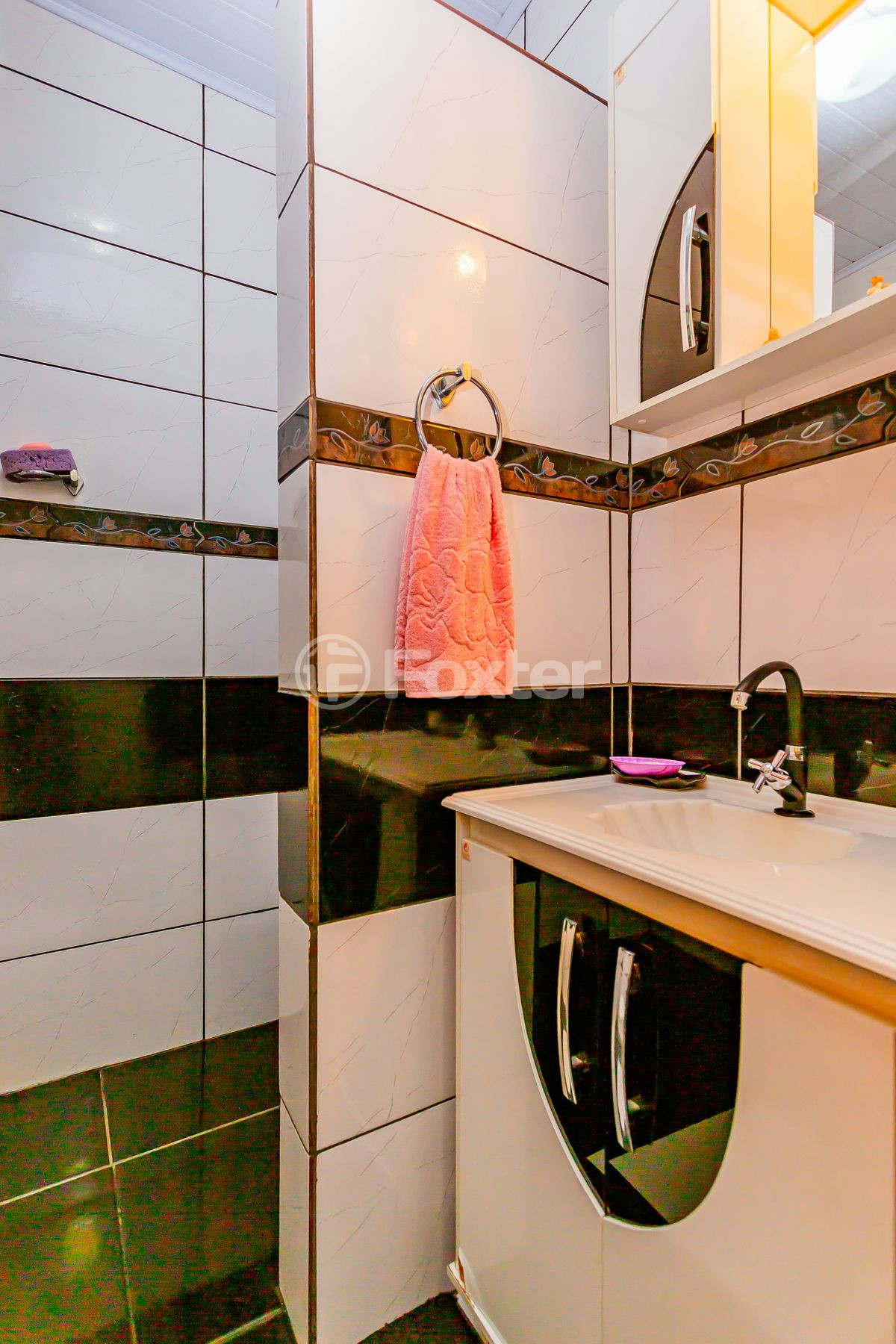 Casa à venda com 3 quartos, 103m² - Foto 11
